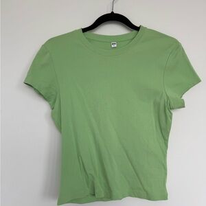 Uniqlo Green Women's T-Shirt